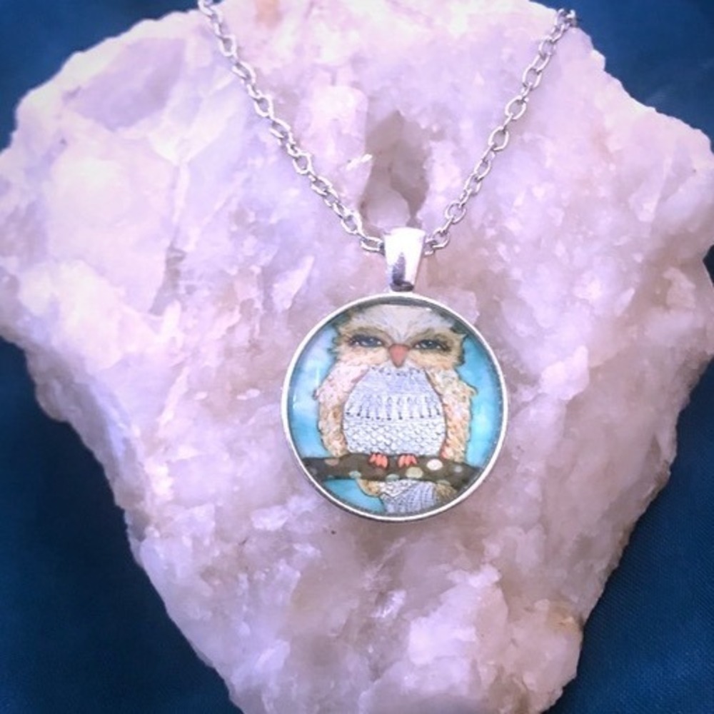 Colorful Artistic Owl Pendant Necklace Silver Tone Bird Lover Jewelry Gift -New